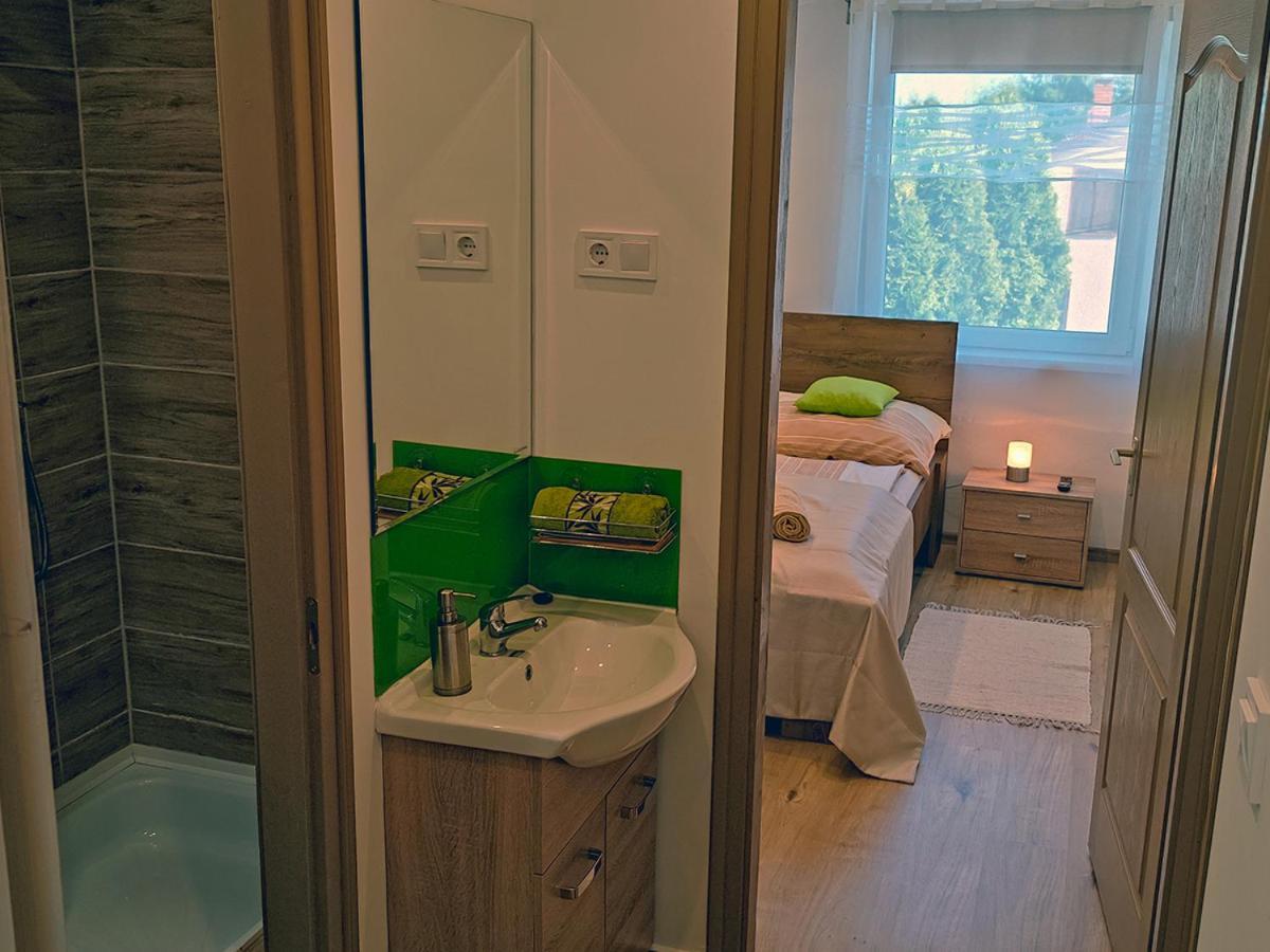 White Stone Apartman Hajdúszoboszló Dış mekan fotoğraf