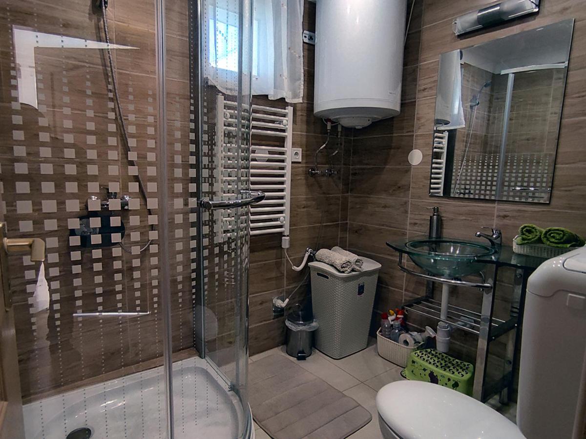 White Stone Apartman Hajdúszoboszló Dış mekan fotoğraf