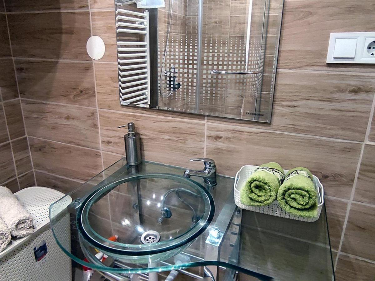 White Stone Apartman Hajdúszoboszló Dış mekan fotoğraf