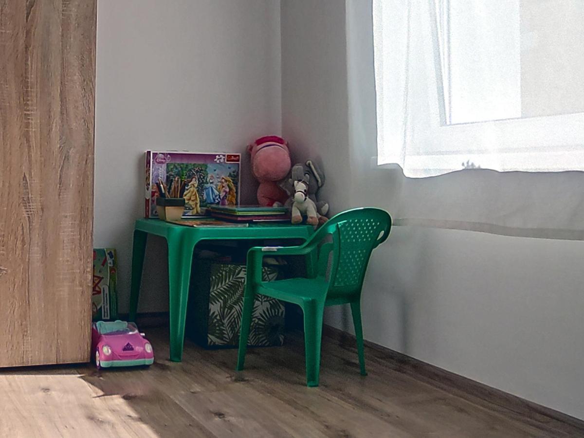 White Stone Apartman Hajdúszoboszló Dış mekan fotoğraf