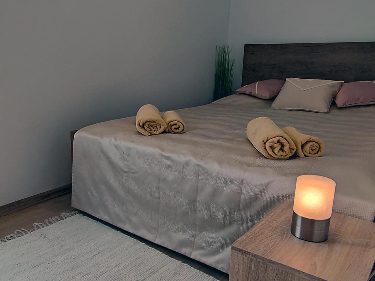 White Stone Apartman Hajdúszoboszló Dış mekan fotoğraf