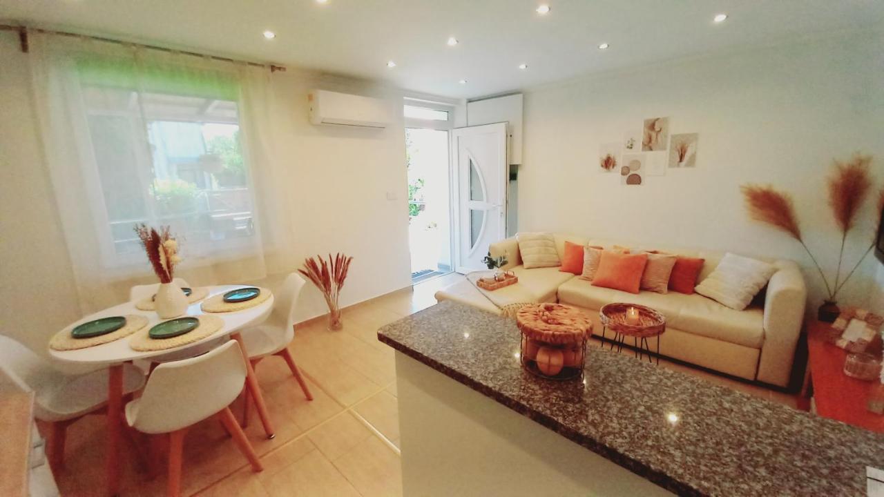White Stone Apartman Hajdúszoboszló Dış mekan fotoğraf