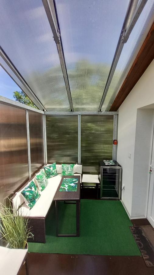 White Stone Apartman Hajdúszoboszló Dış mekan fotoğraf