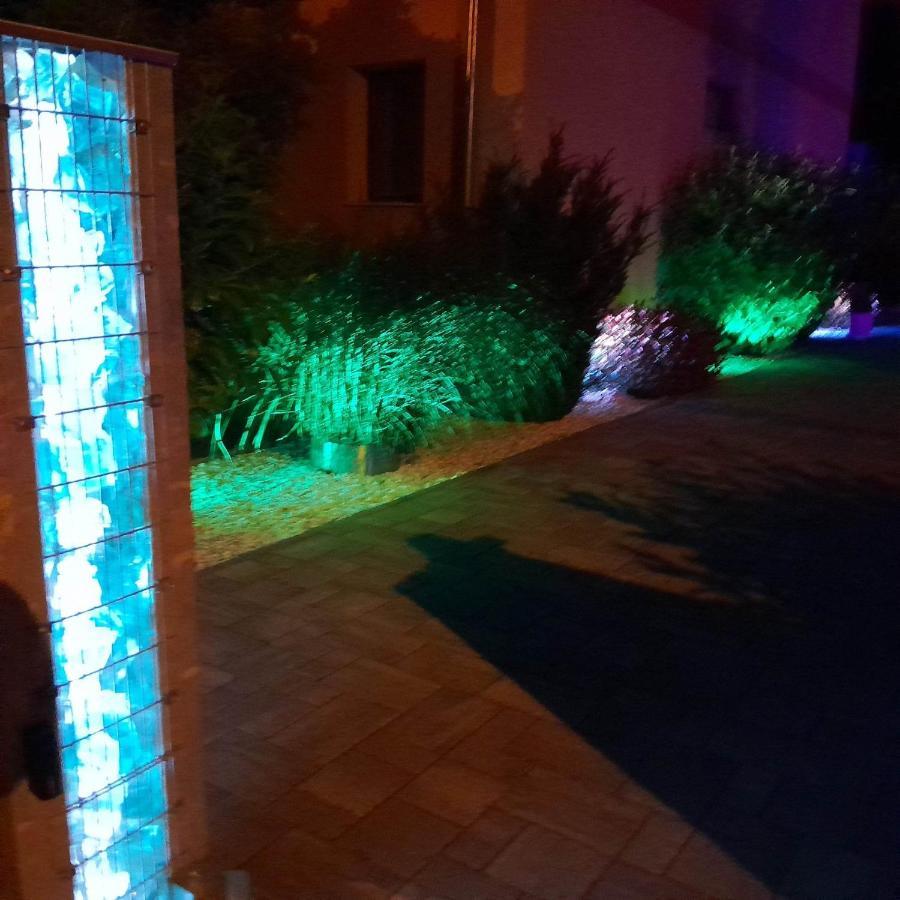 White Stone Apartman Hajdúszoboszló Dış mekan fotoğraf